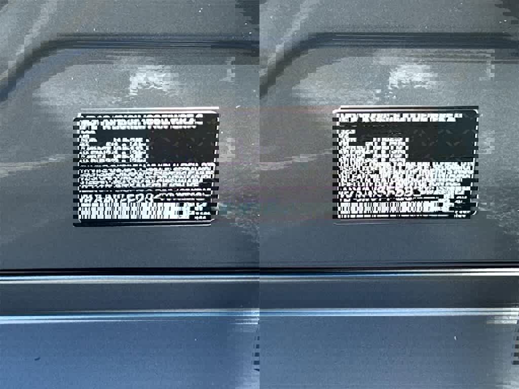 Used 2023 BMW i4 eDrive35 image 18