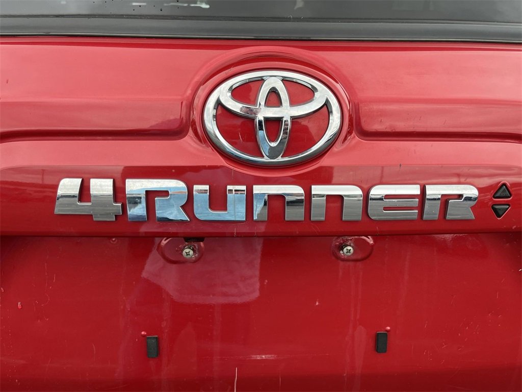 Used 2020 Toyota 4Runner SR5 Premium image 32