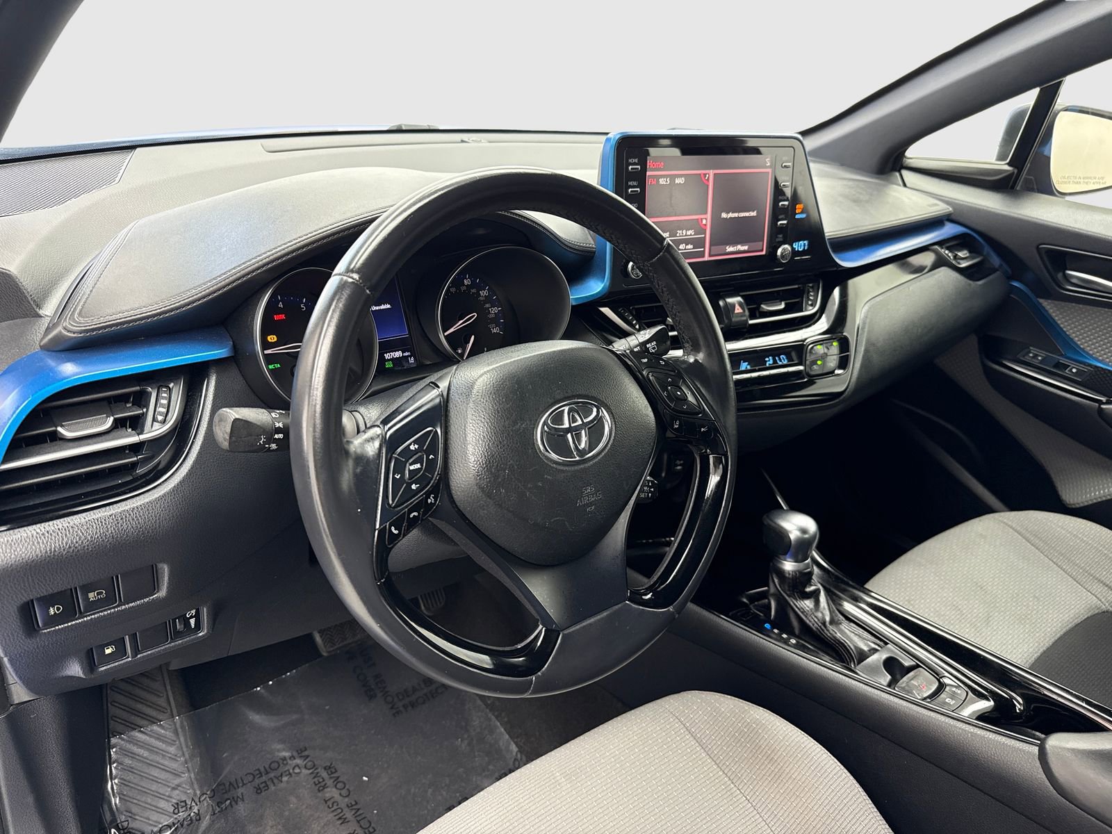 Used 2019 Toyota C-HR XLE FWD image 18