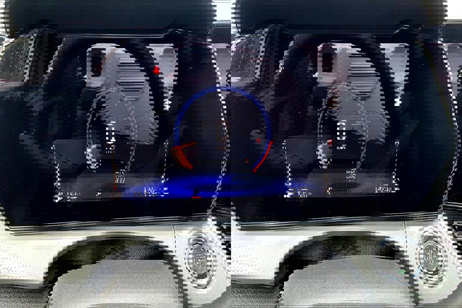 Used 2024 Chevrolet Trax LT w/ Driver Confidence Package image 8