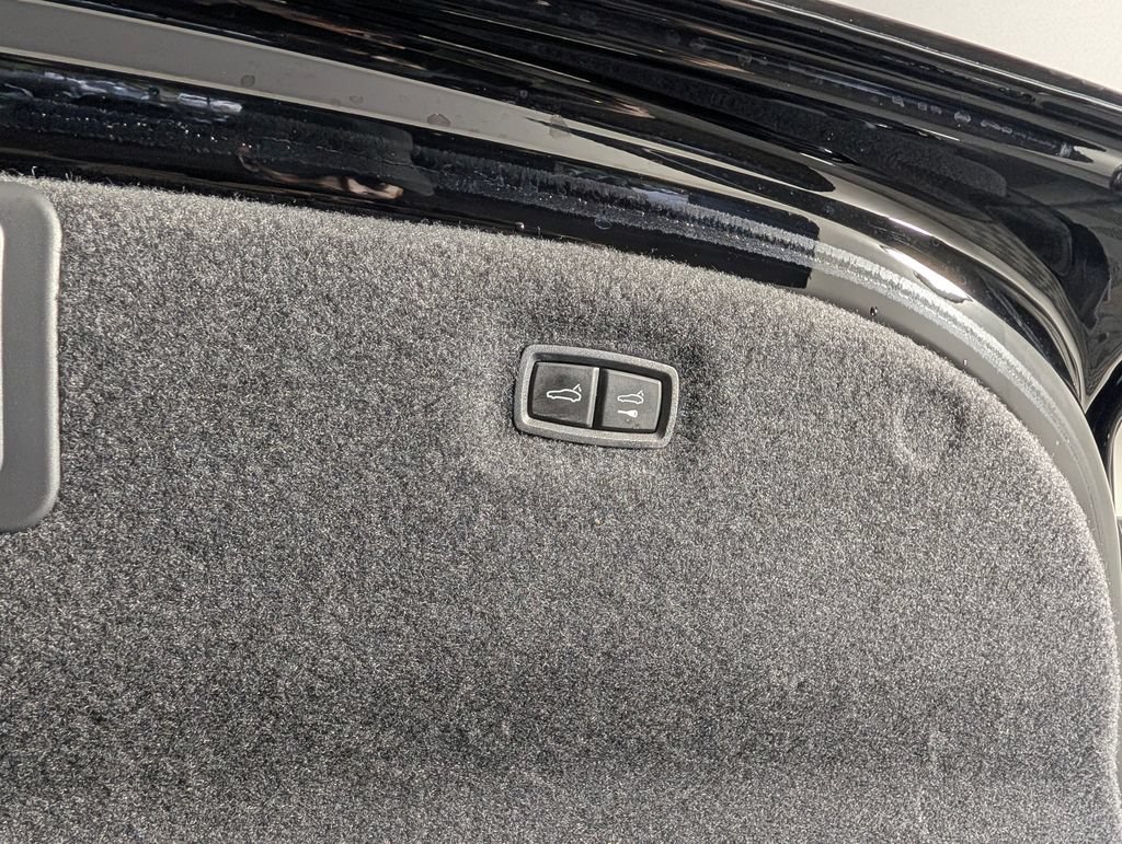 Certified 2024 Porsche Taycan 4S AWD/4WD image 18