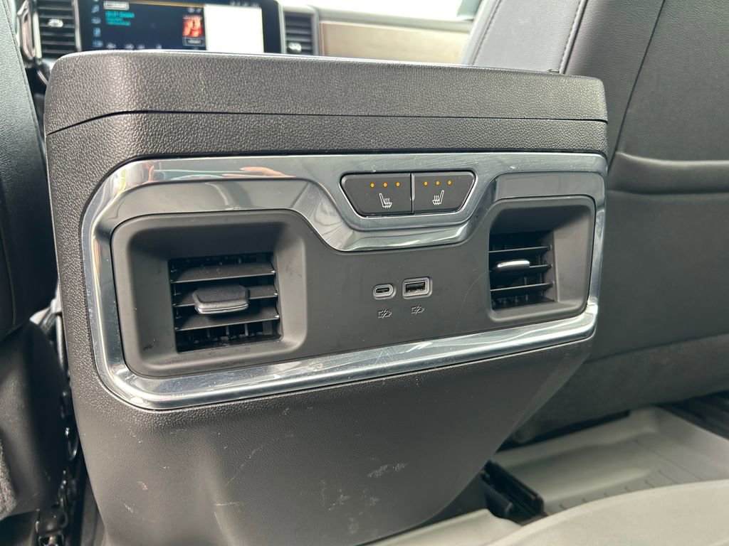 Used 2024 Chevrolet Silverado 2500 High Country w/ High Country Premium Package image 35