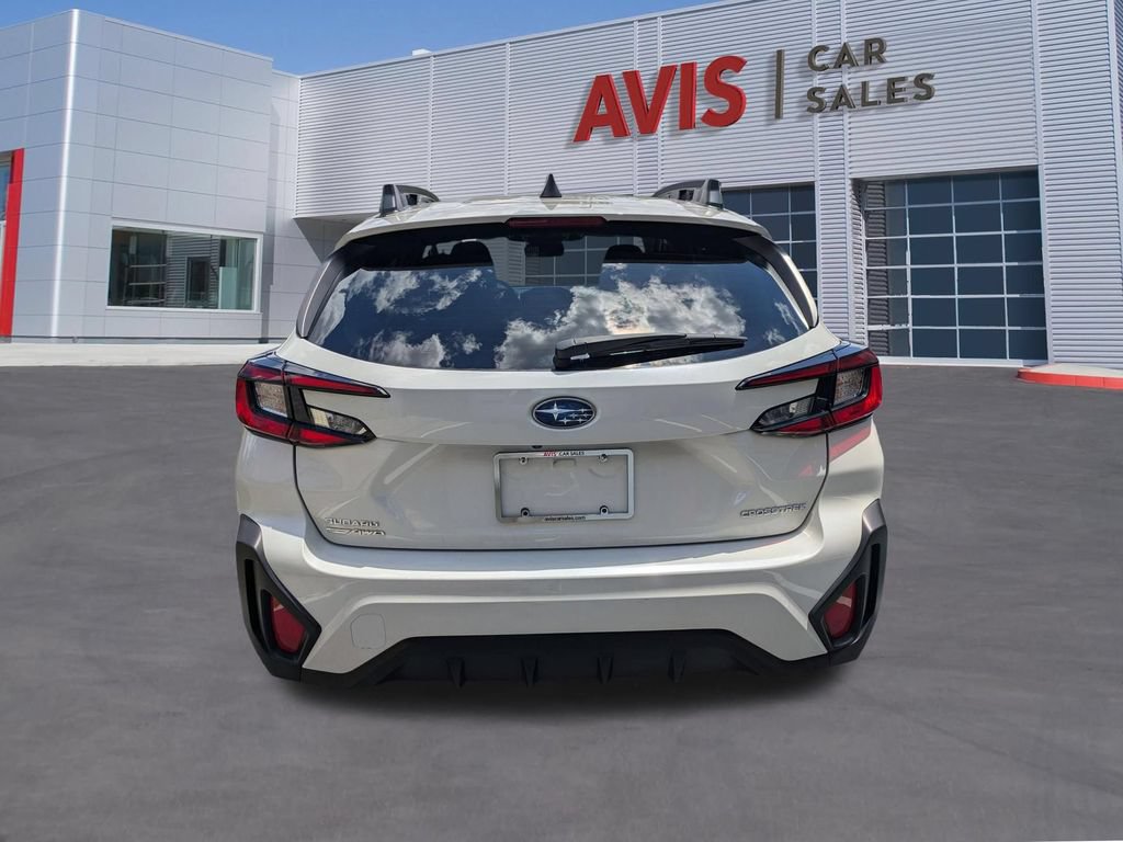 Used 2025 Subaru Crosstrek 2.5i Premium AWD/4WD image 7