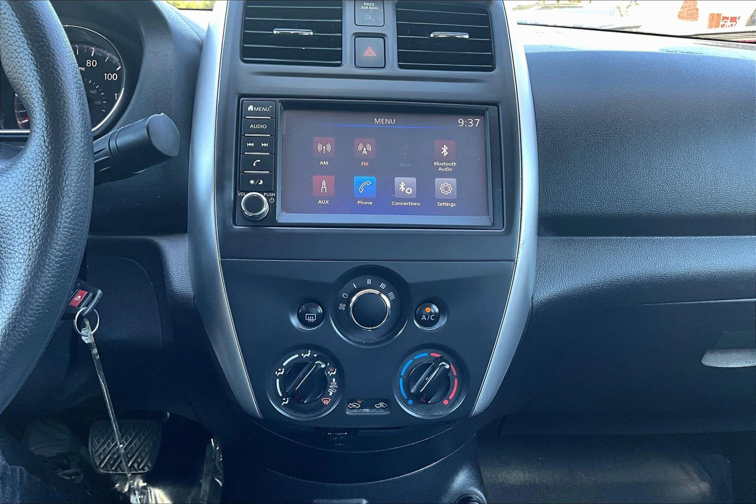 Used 2019 Nissan Versa SV FWD image 23