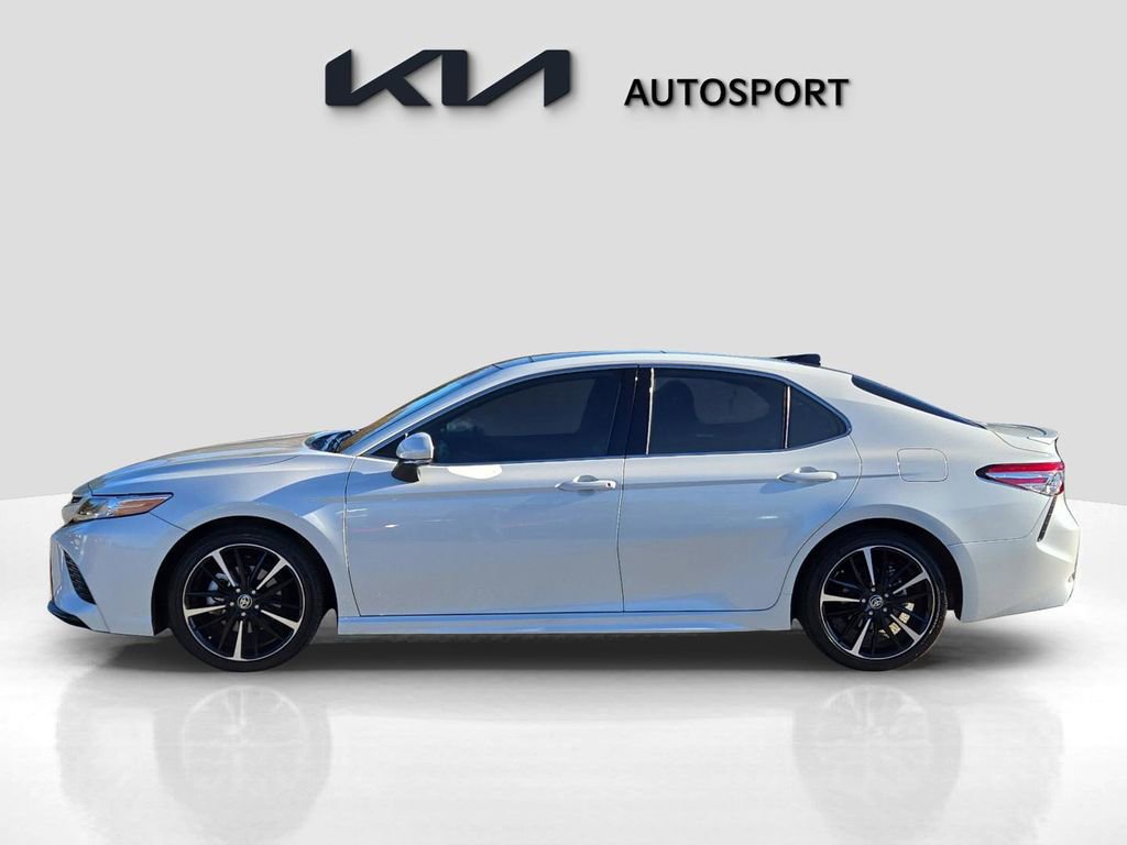 Used 2020 Toyota Camry XSE image 14