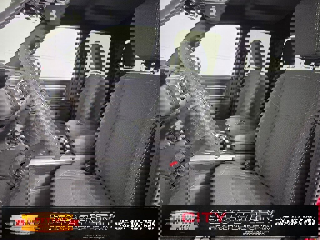 Used 2022 RAM 1500 Classic Warlock w/ Electronics Group image 9