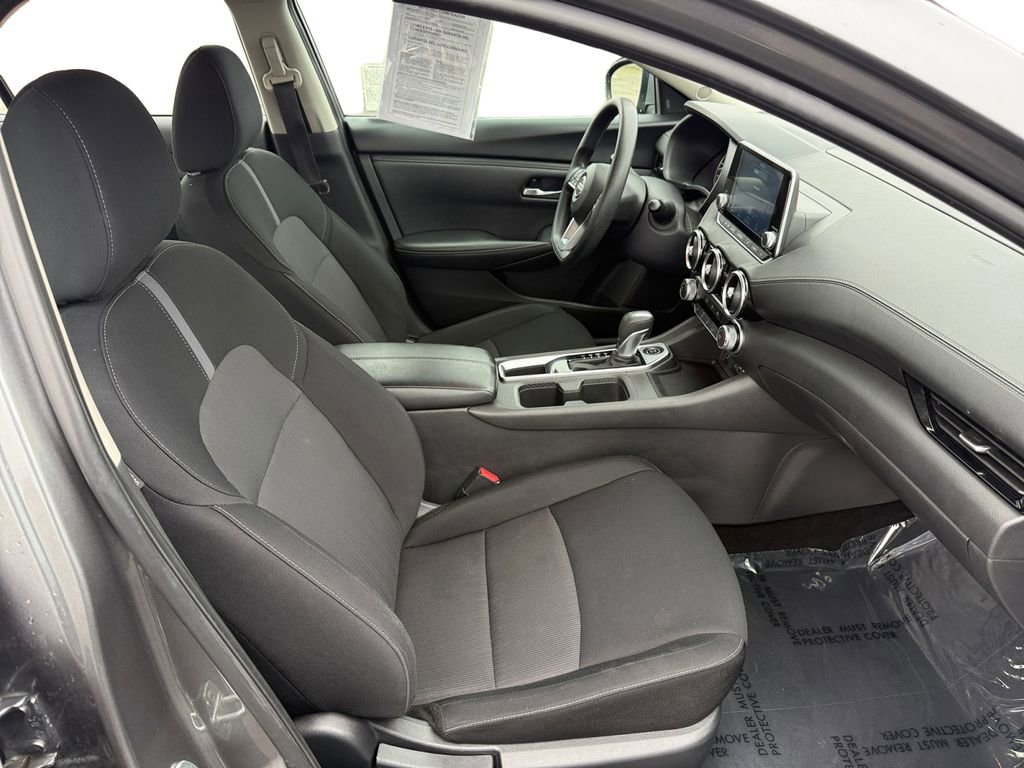 Used 2024 Nissan Sentra SV image 17