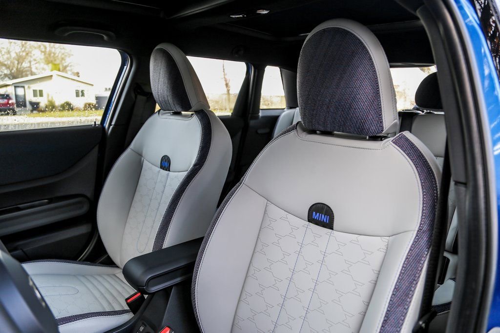 New 2026 MINI Cooper S image 18