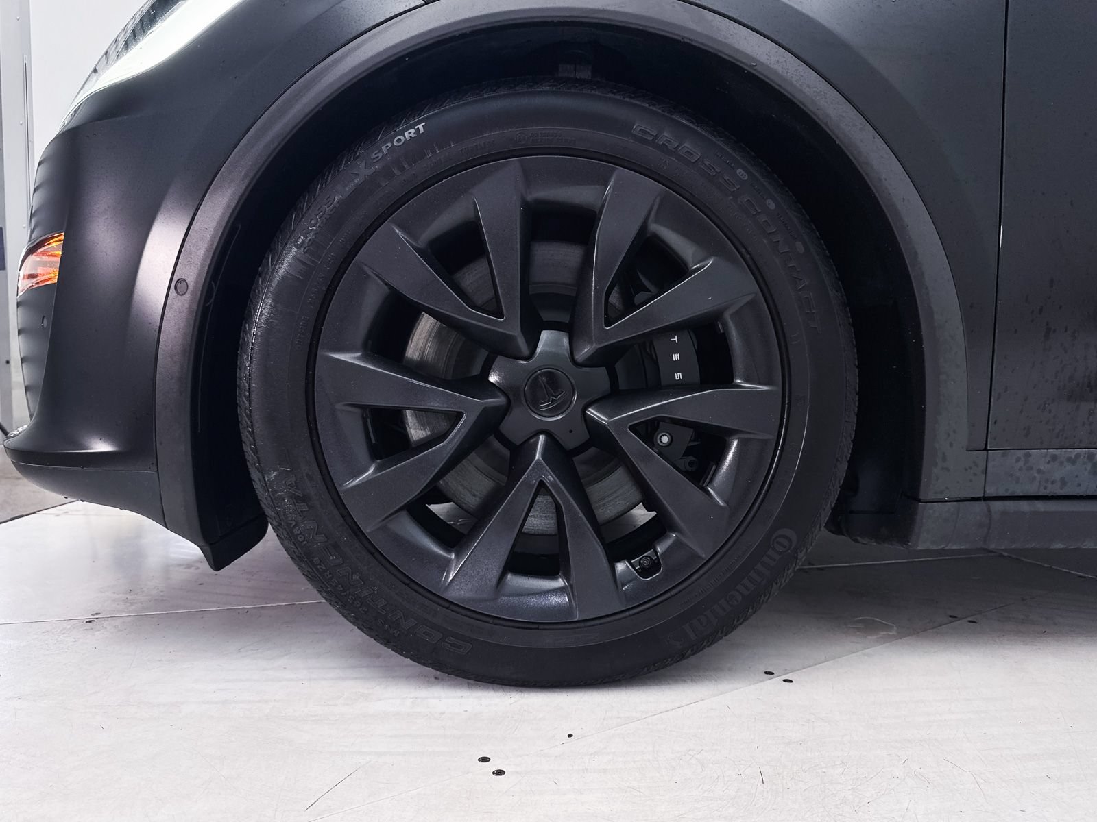 Used 2023 Tesla Model X AWD/4WD image 16