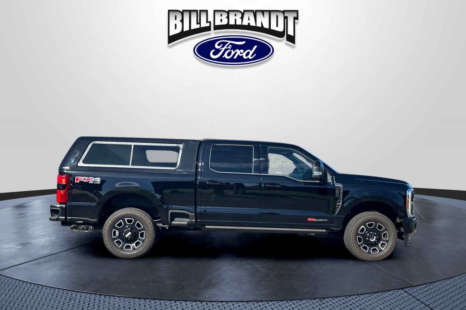 Used 2026 Ford F250 Platinum AWD/4WD image 2