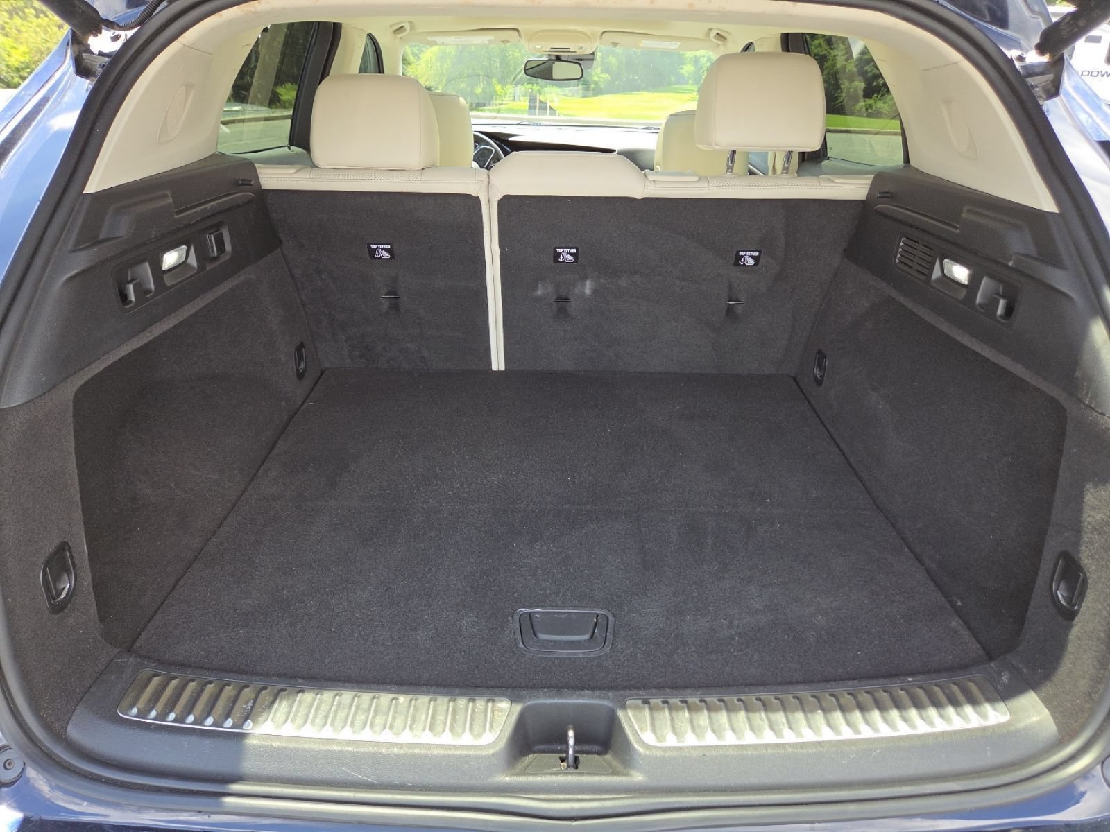 Used 2021 Buick Envision Essence FWD image 19