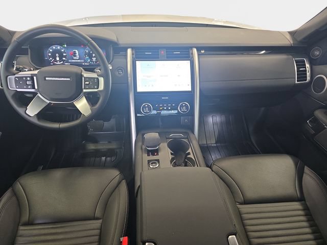 Certified 2025 Land Rover Discovery S AWD/4WD image 10