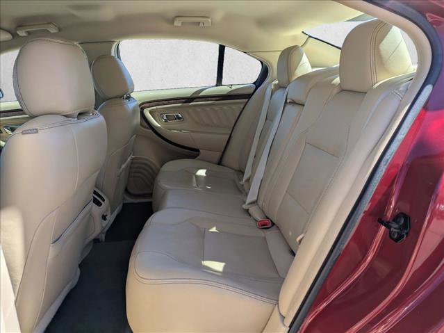 Used 2015 Ford Taurus Limited image 18
