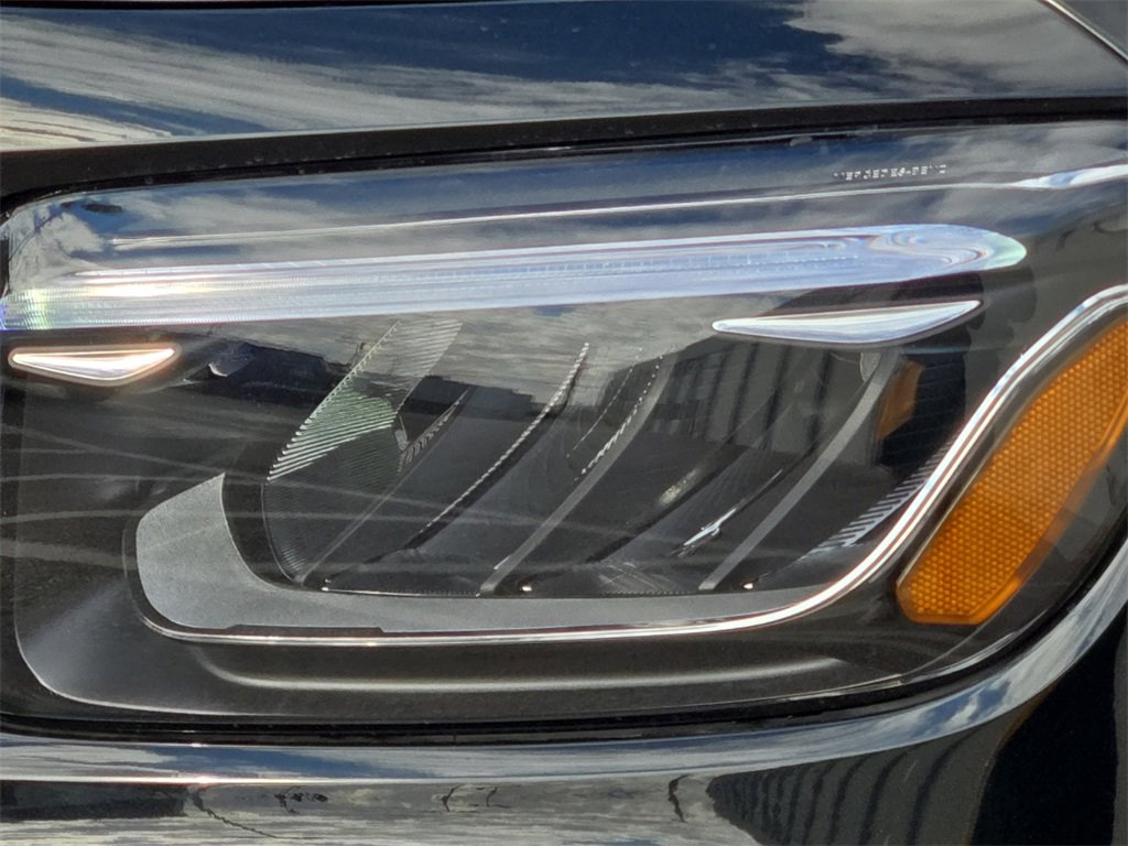 New 2026 Mercedes-Benz GLB 250 image 8