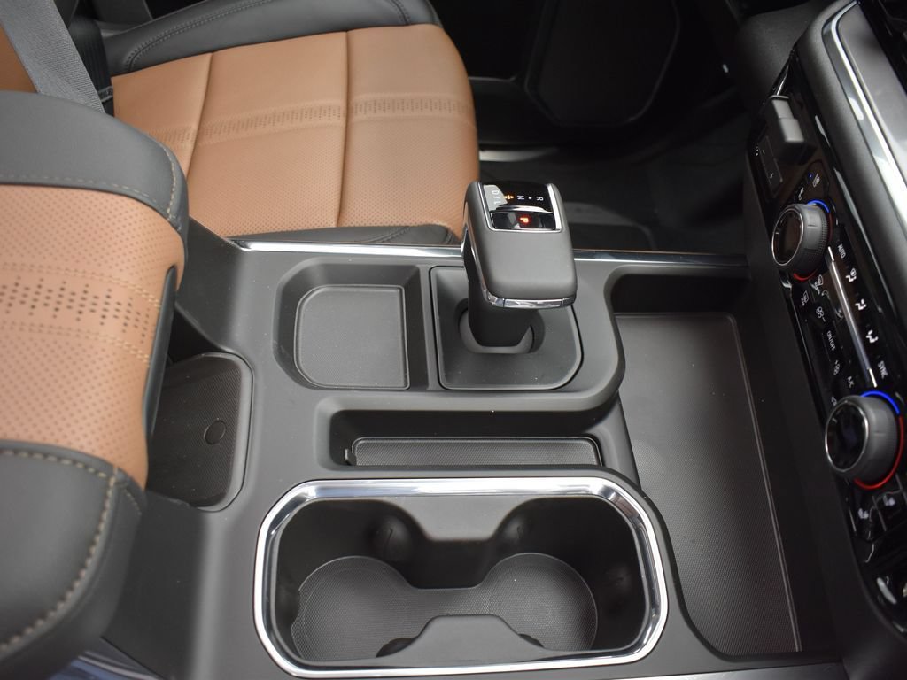 New 2025 Chevrolet Silverado 1500 High Country AWD/4WD image 32