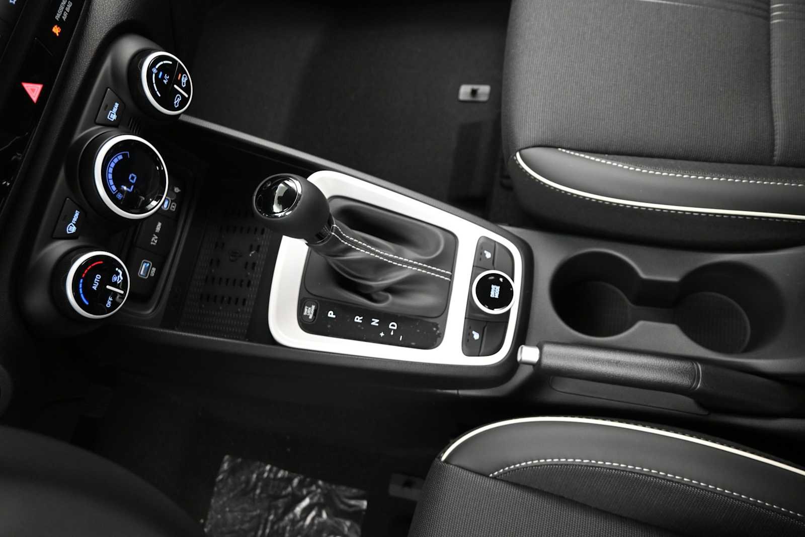 New 2026 Hyundai Venue SEL FWD image 20