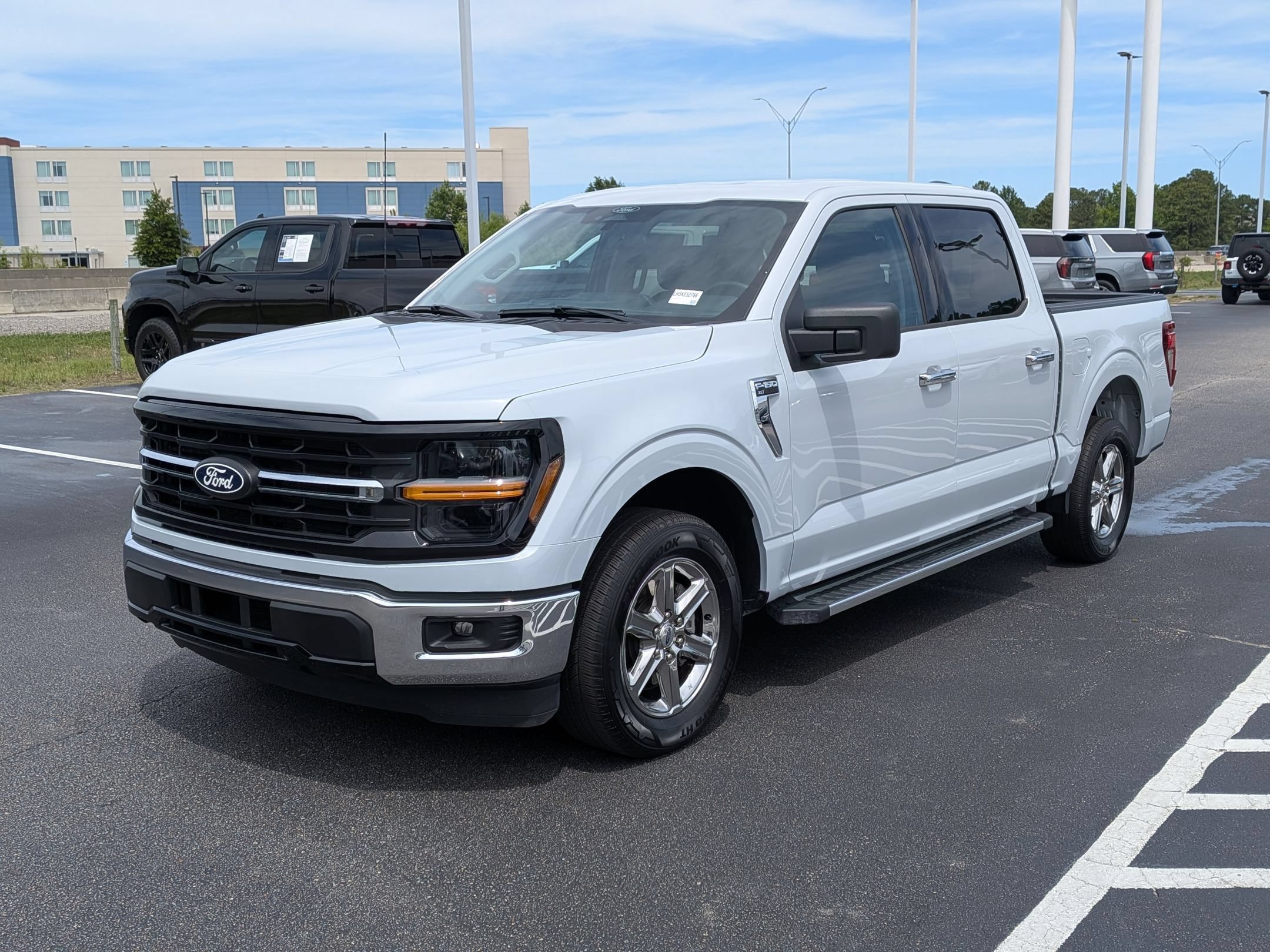 Used 2025 Ford F150 XLT w/ Equipment Group 301A Standard RWD image 7
