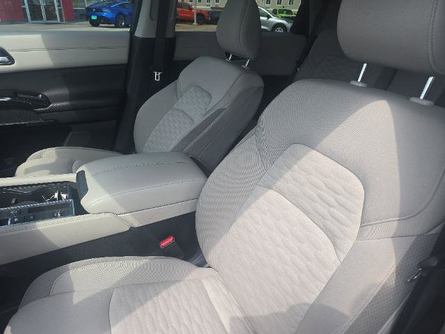 Certified 2022 Nissan Pathfinder SV FWD image 9