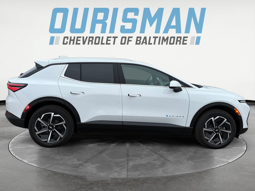 New 2026 Chevrolet Equinox EV LT AWD/4WD image 7