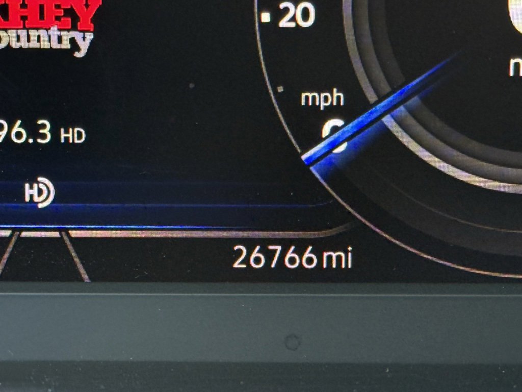 Used 2022 Volkswagen Tiguan SEL R-Line image 16