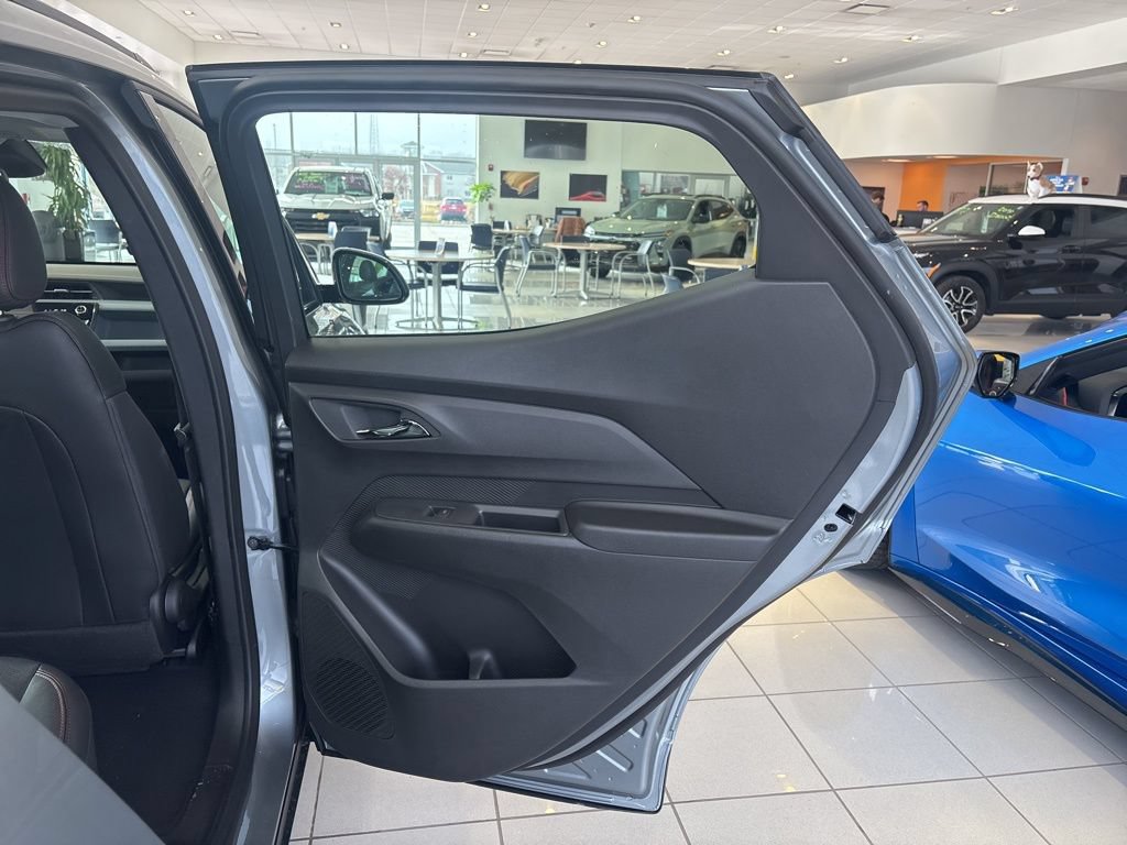 New 2027 Chevrolet Bolt RS FWD image 33
