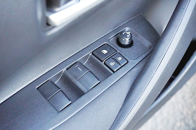 Used 2026 Toyota Corolla SE w/ SE Package FWD image 32