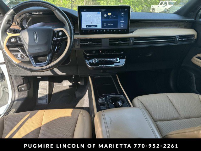 Used 2023 Lincoln Corsair Reserve w/ Equipment Group 201A image 14