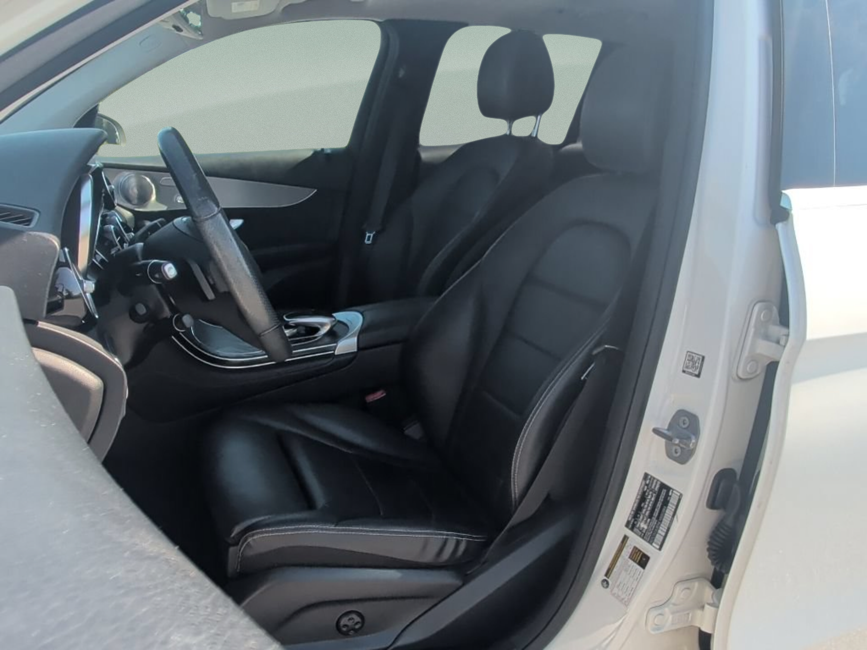 Used 2019 Mercedes-Benz GLC 300 image 22