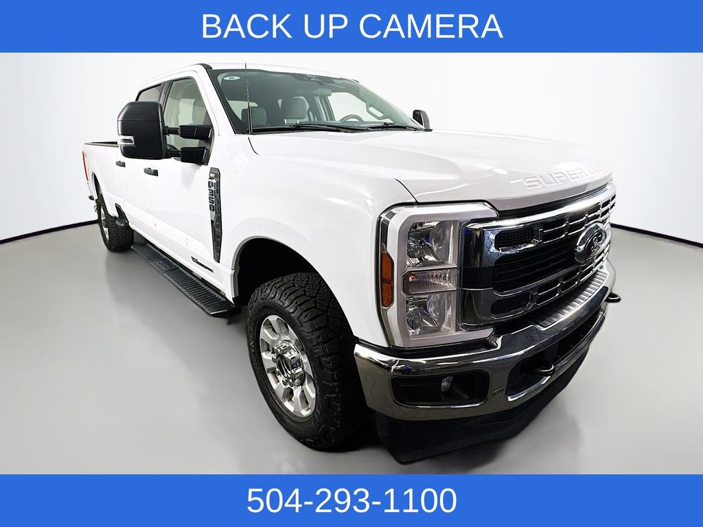 Used 2024 Ford F350 XLT image 3