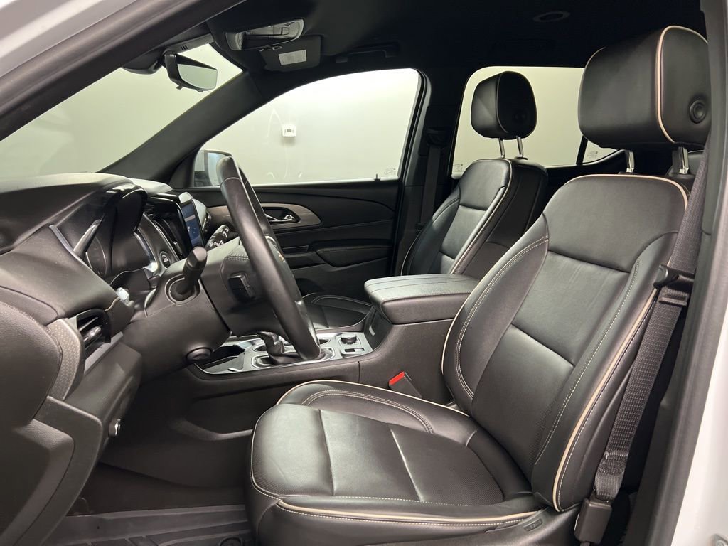 Used 2022 Chevrolet Traverse Premier AWD/4WD image 27