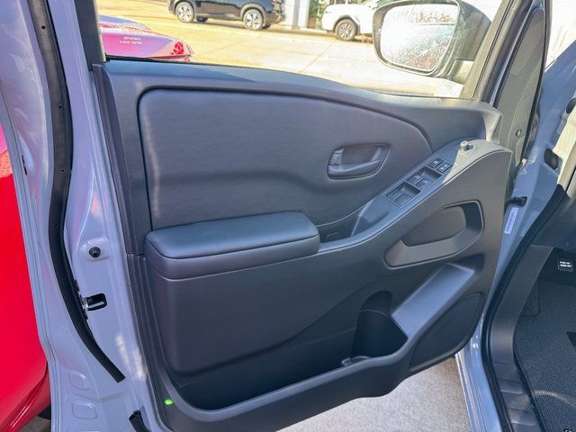 New 2026 Nissan Frontier SV image 5