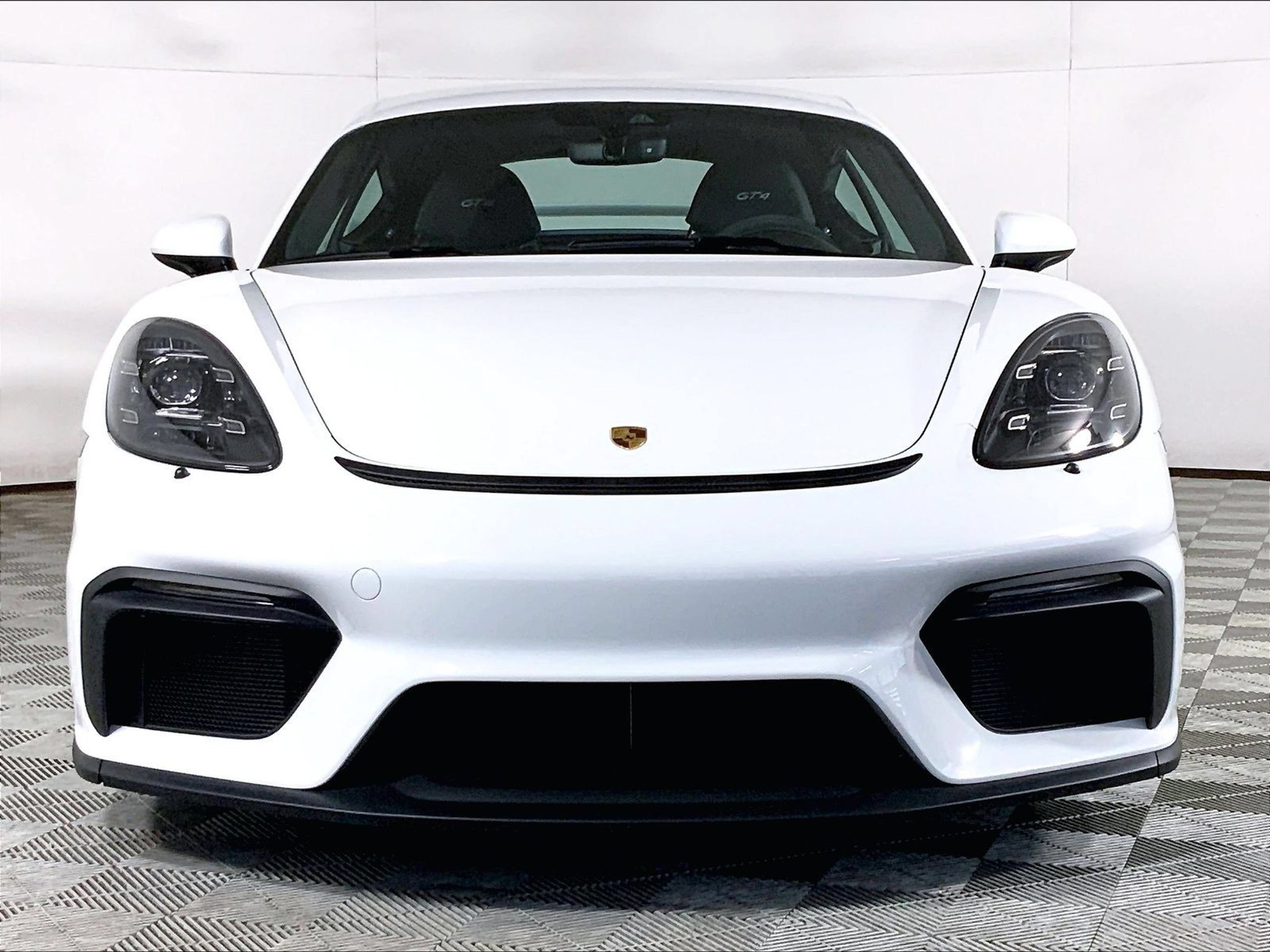 Certified 2020 Porsche 718 Cayman GT4 RWD image 6
