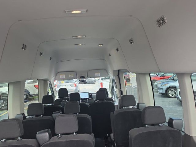 Used 2025 Ford Transit 350 XLT RWD image 11