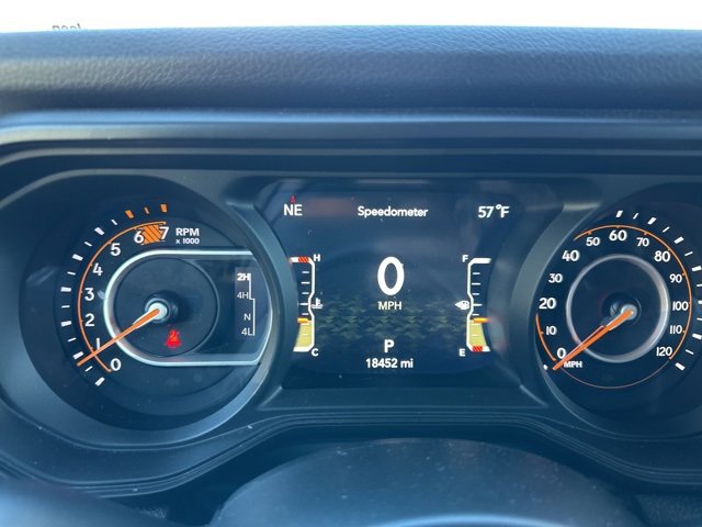 Used 2024 Jeep Wrangler Sport S image 16