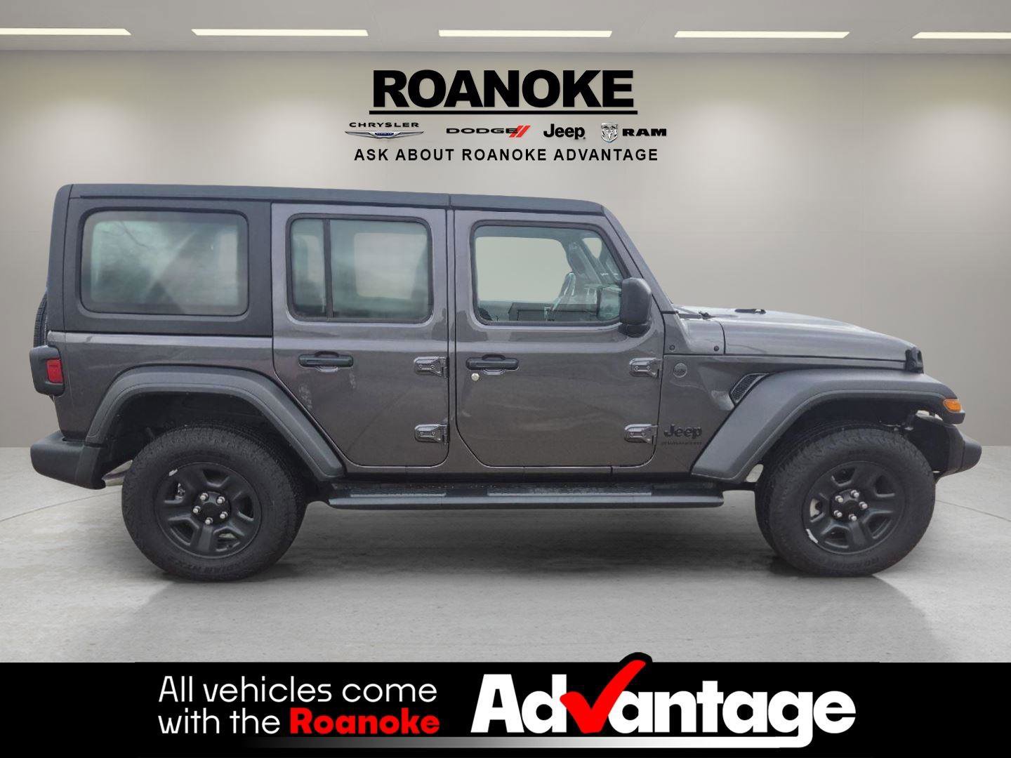 Used 2025 Jeep Wrangler Sport image 10