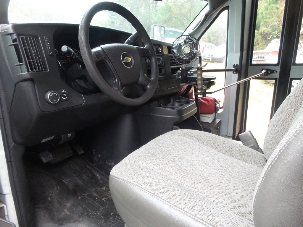 Used 2013 Chevrolet Express 3500 w/ School Bus Package image 17