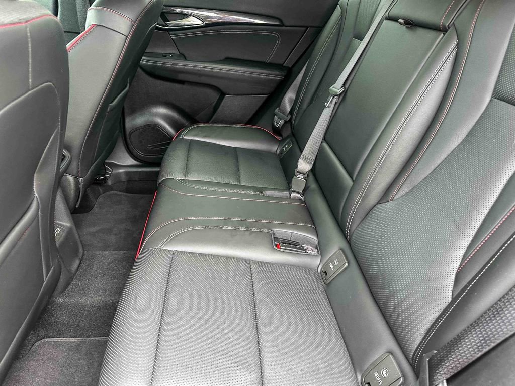 Certified 2023 Buick Envision Essence w/ Sport Touring Package image 18