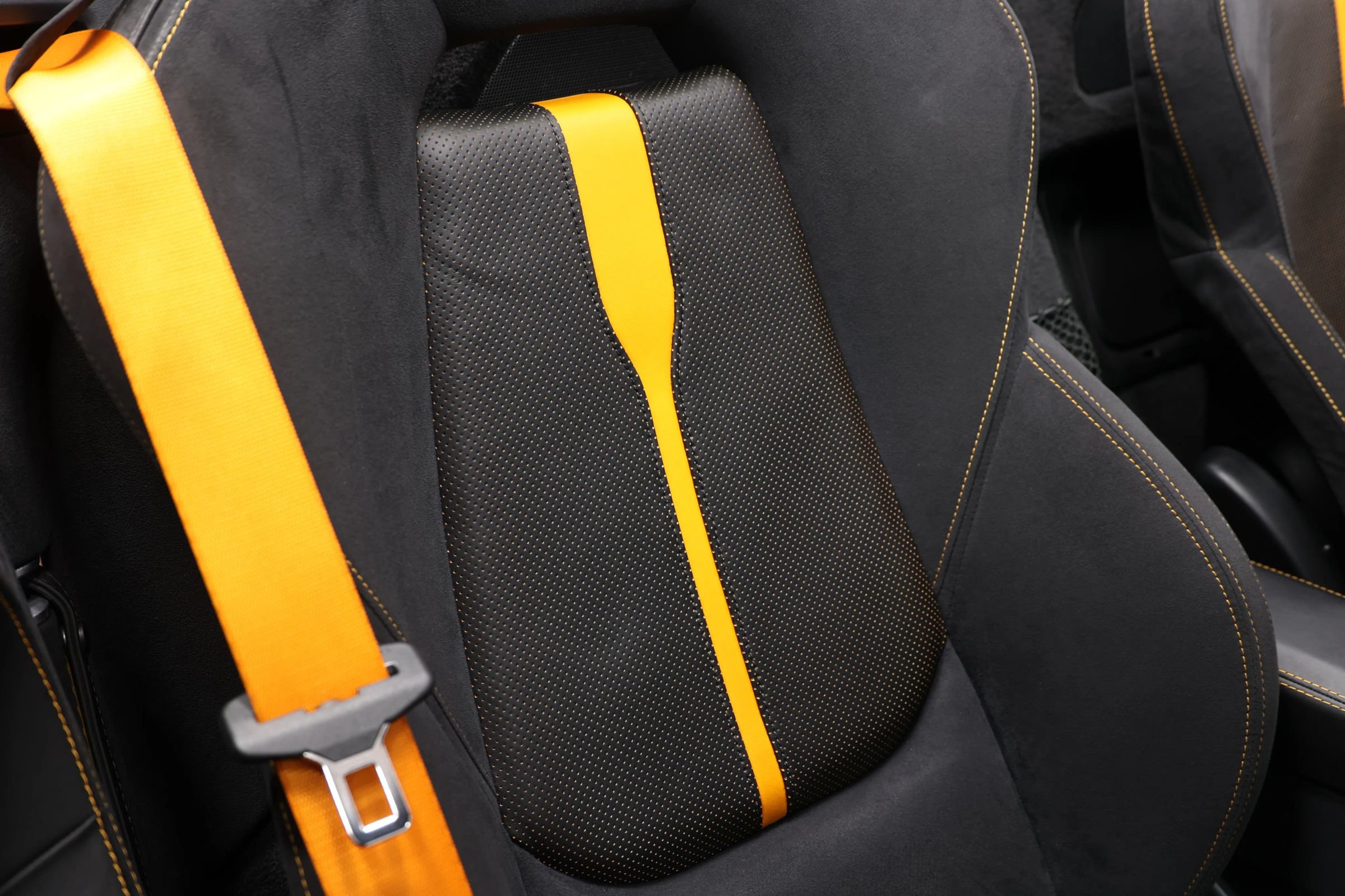 Used 2019 McLaren 570S Spider RWD image 84
