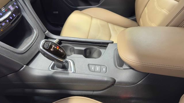 Used 2019 Cadillac XT5 Platinum AWD/4WD image 29