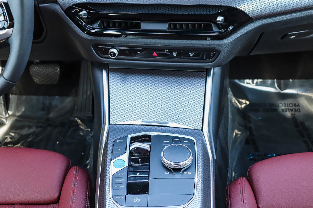 Certified 2025 BMW i4 xDrive40i AWD/4WD image 13