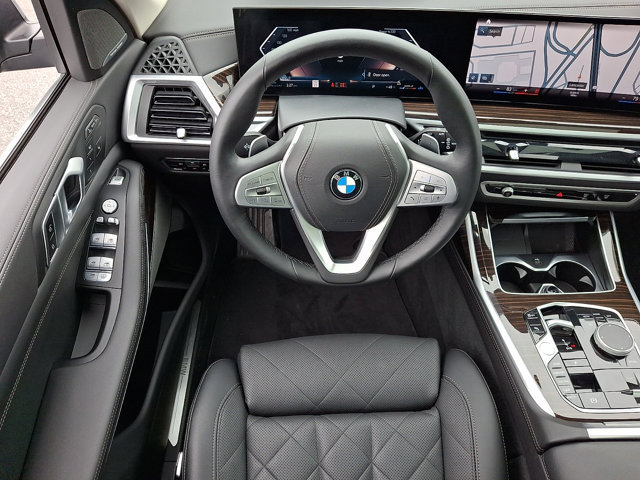 Certified 2023 BMW X7 xDrive40i w/ Premium Package AWD/4WD image 13
