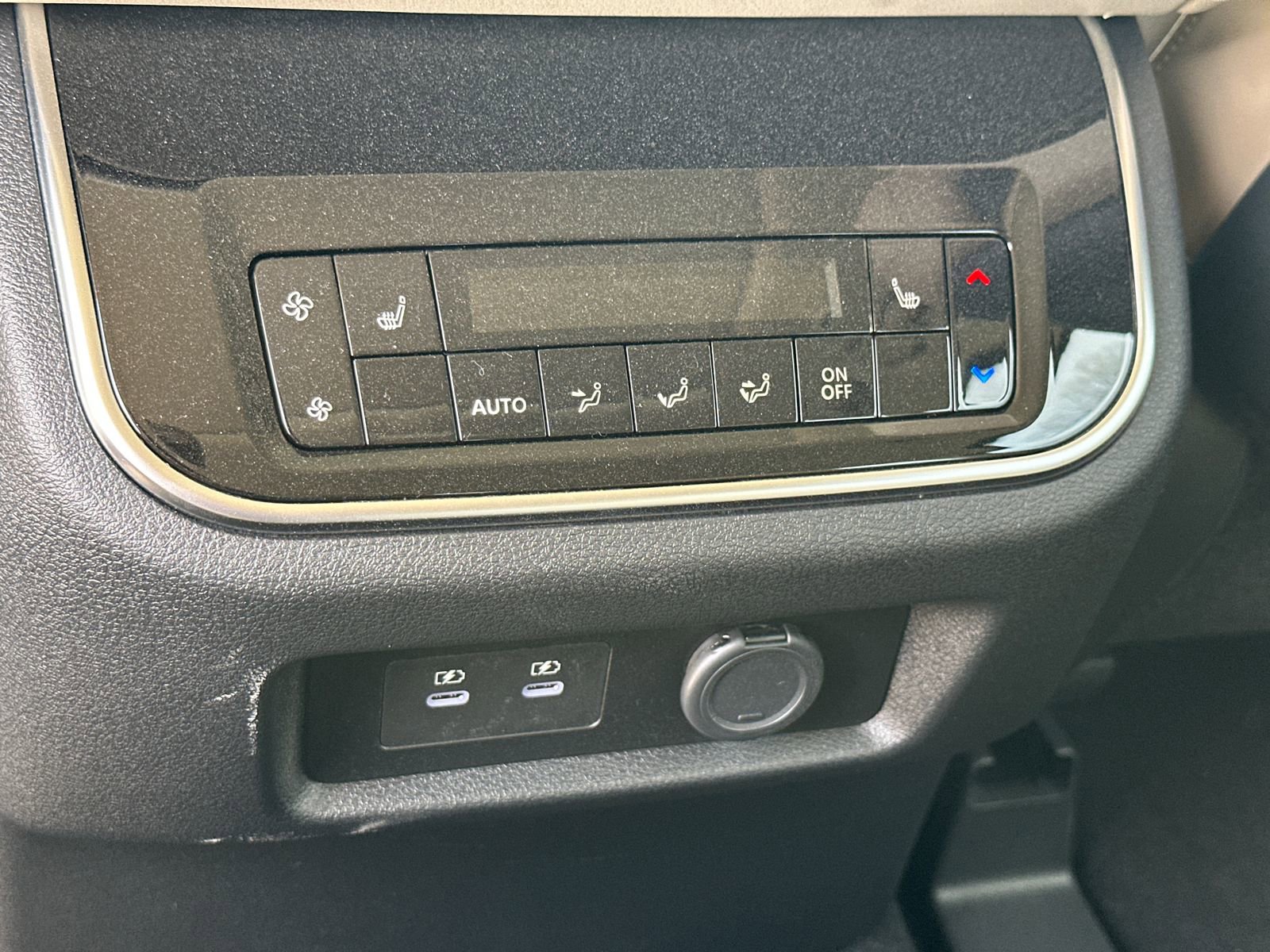 New 2026 Nissan Armada Platinum Reserve image 25