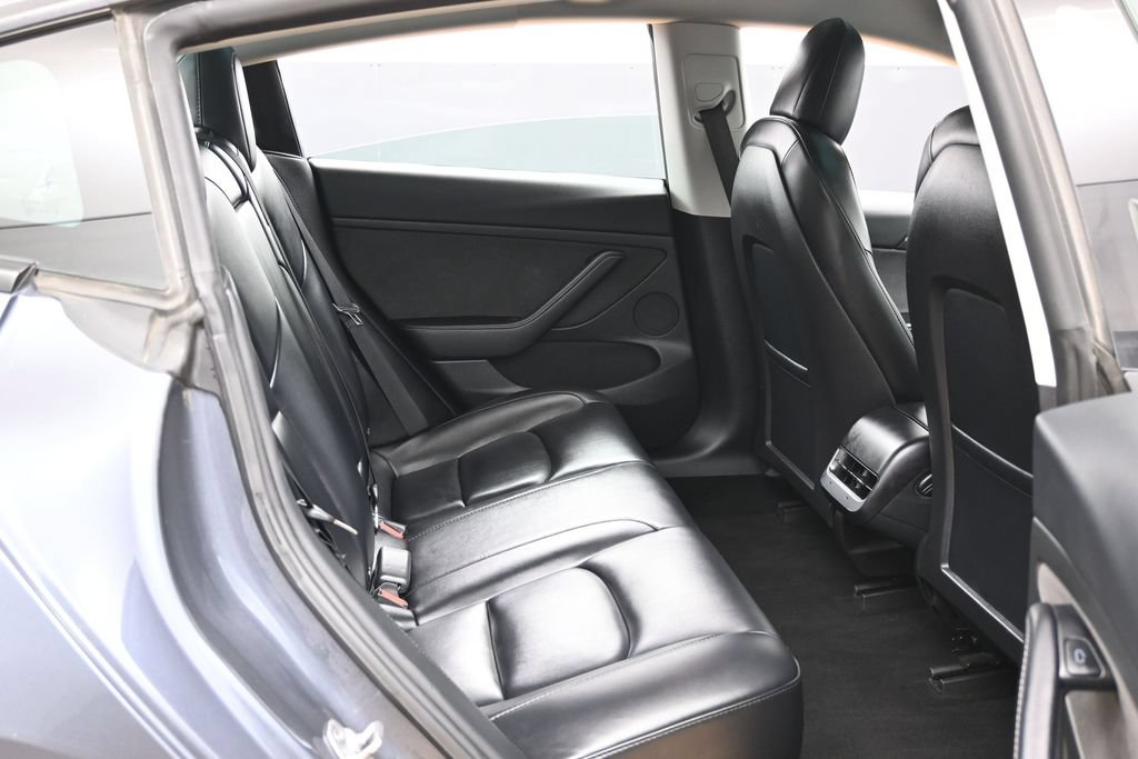 Used 2023 Tesla Model 3 Standard Range RWD image 37