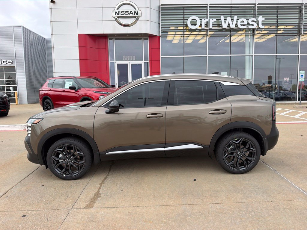 New 2027 Nissan Kicks SR AWD/4WD image 2