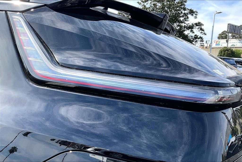 New 2026 Cadillac Lyriq Sport image 15