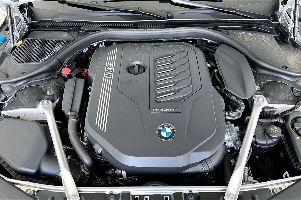 Used 2026 BMW 840i Convertible RWD image 38