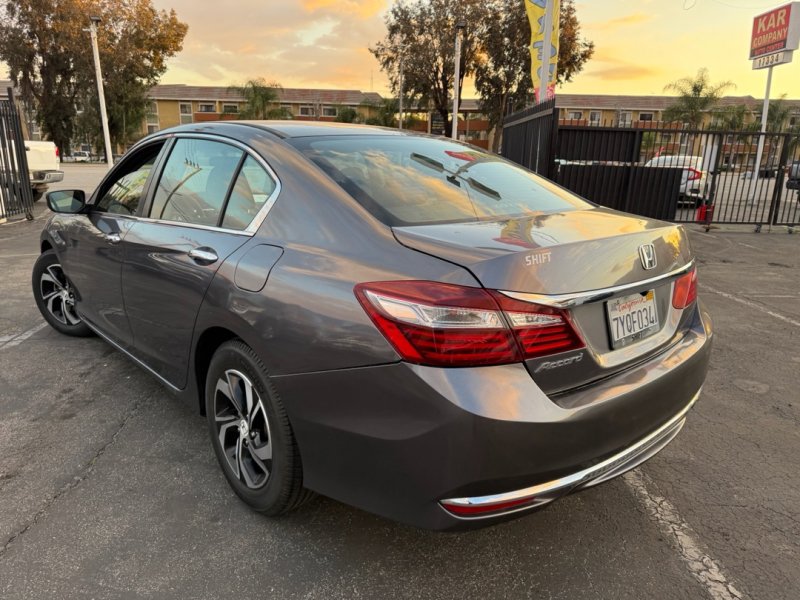 Used 2017 Honda Accord LX image 8