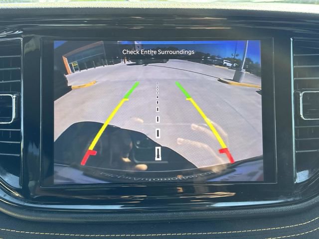 Used 2022 Dodge Durango R/T w/ Hemi Orange Plus Package image 31