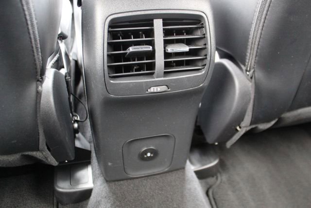 Used 2025 Ford Escape ST-Line image 28