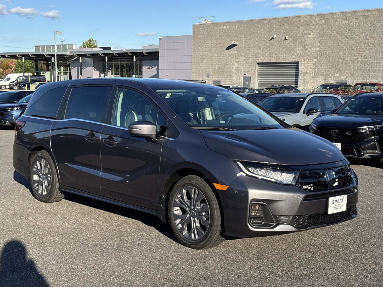 New 2026 Honda Odyssey Touring image 21